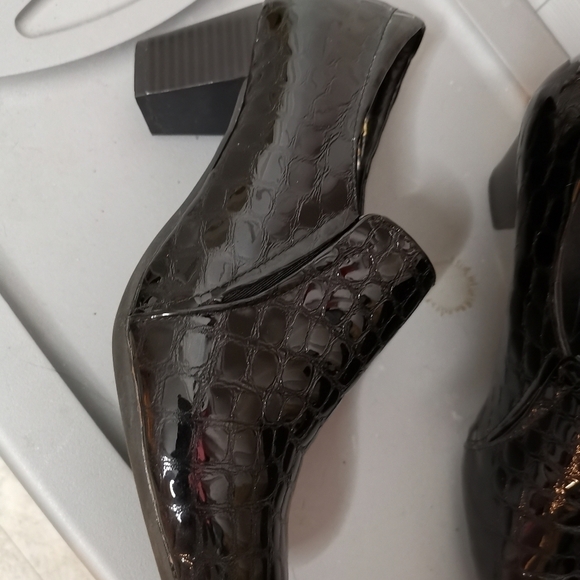 Patent black shoes - Picture 3 of 10